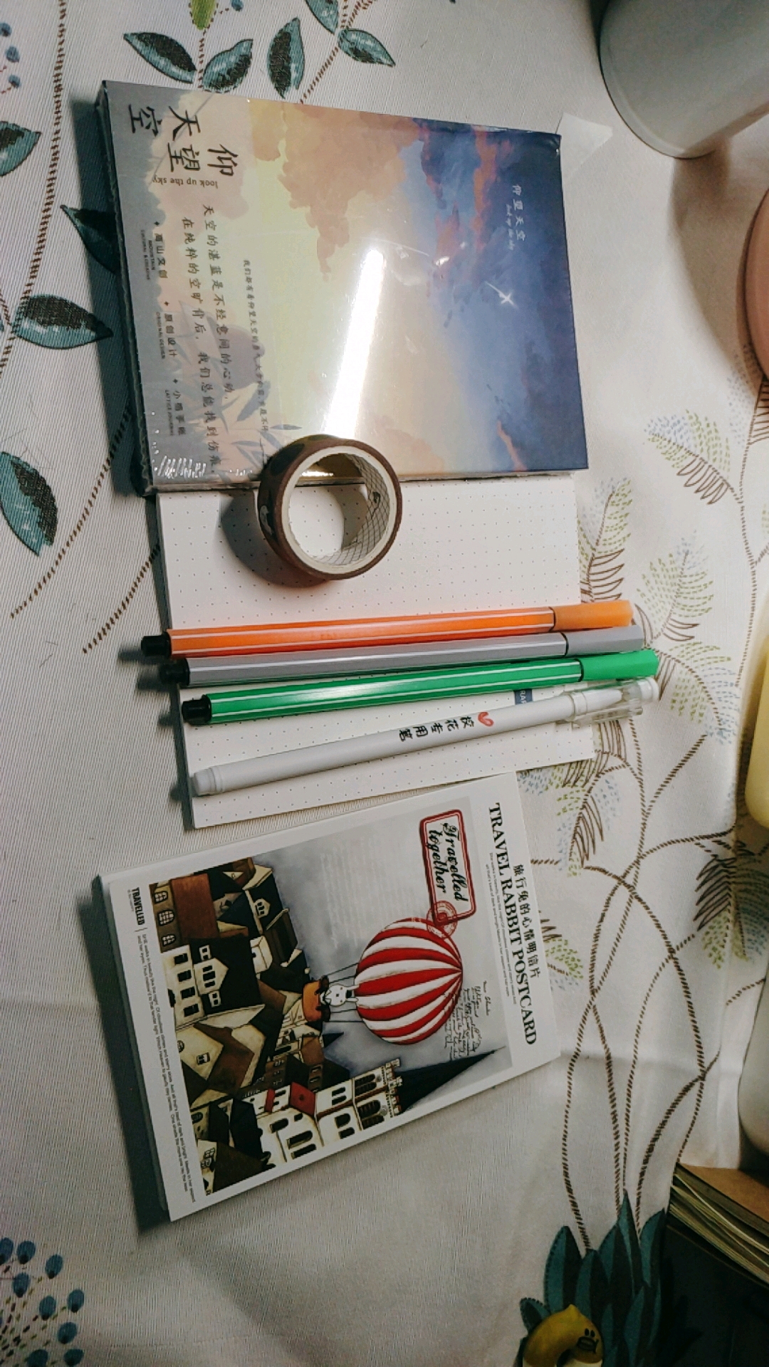 一套盲盒里面盡是文具？